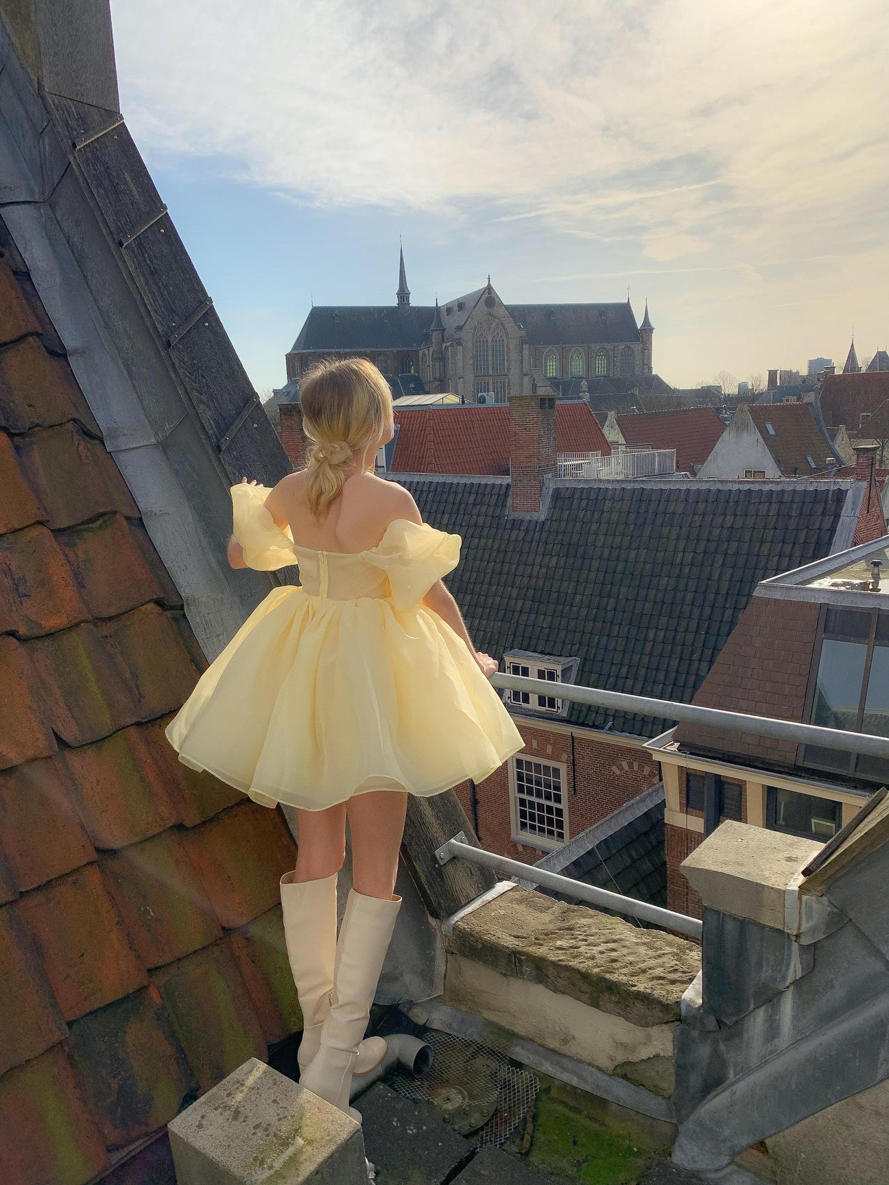 Selkie The Baby Banana Puff Dress - Women’s Size M (Retails for $259)